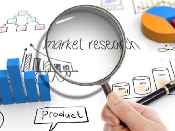 Lập kế hoạch quảng cáo và chiến lược marketing để thu hút và giữ chân khách hàng