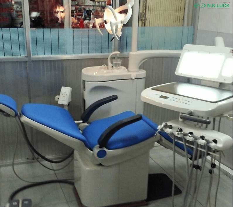 Dễ dàng nhìn thấy được ghế nha khoa Yoshida đã qua sử dụng đã bị xuống cấp rất nhiều, chưa kể đến chất lượng khi sử dụng. Dễ dàng nhìn thấy được ghế nha khoa Yoshida đã qua sử dụng đã bị xuống cấp rất nhiều, chưa kể đến chất lượng khi sử dụng.