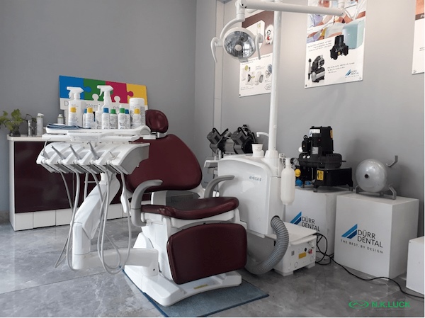 Ghế nha khoa hiện đại giúp bệnh nhân có tư thế thoải mái khi được thăm khám trong thời gian dài