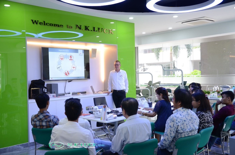 HỘI THẢO VÀ THỰC HÀNH KỸ THUẬT ÉP KHÍ CỤ VỚI MÁY ÉP ĐA NĂNG MINISTAR S – ĐỨC GIỚI THIỆU PHẦN MỀM CA – PHIÊN BẢN 3D MỚI NHẤT