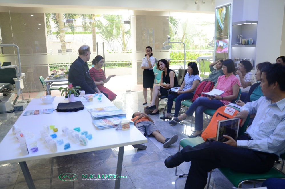 THUYẾT TRÌNH CHUYÊN ĐỀ HỆ THỐNG TIỀN CHỈNH NHA TRAINER VÀ KHÍ CỤ CHỨC NĂNG MRC DÀNH CHO TRẺ ĐANG LỚN